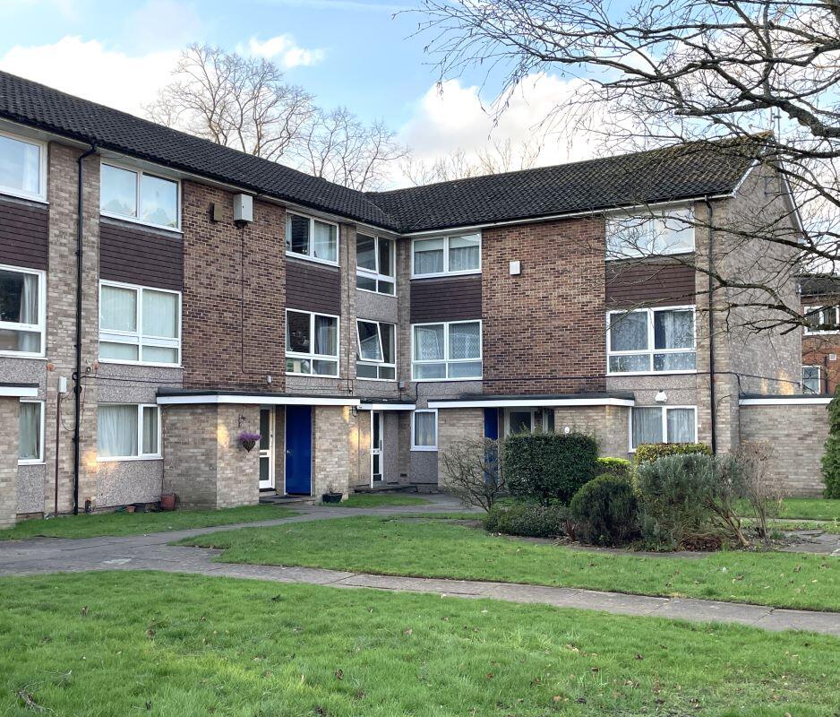 Main image of property: 29 Lima Court, Bath Road, Reading, RG1 6NF