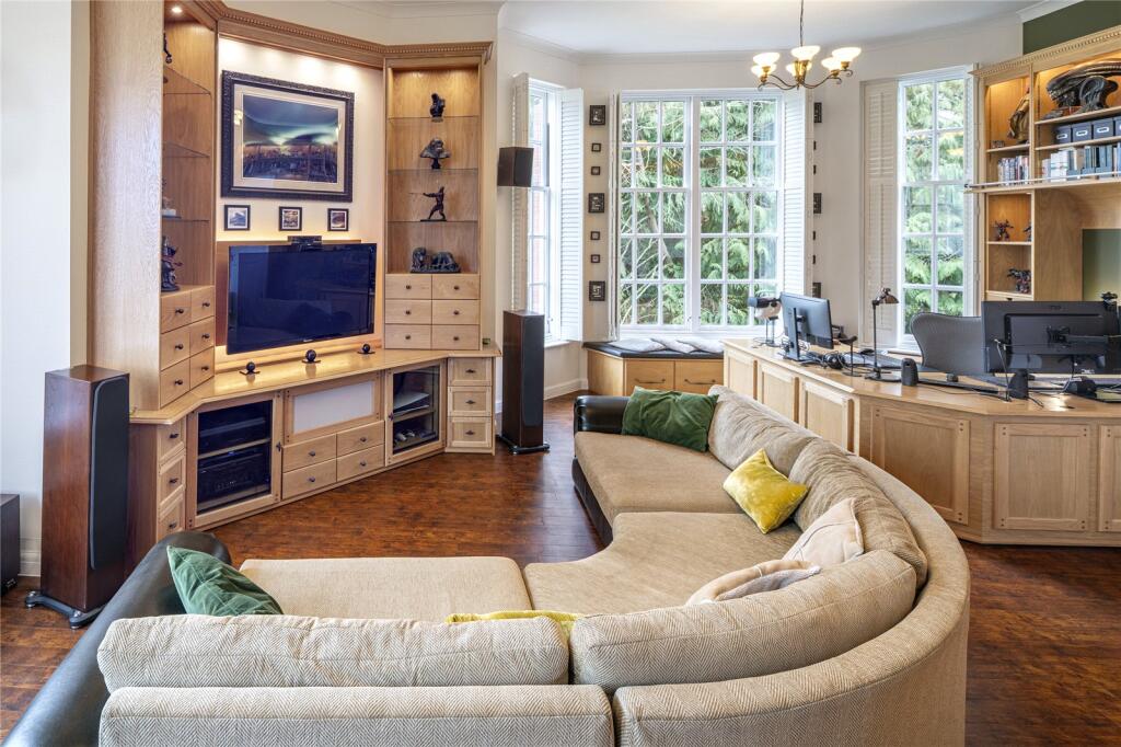 Additional image 7 of Great Leys Court, Beningfield Drive, St. Albans, Hertfordshire, AL2