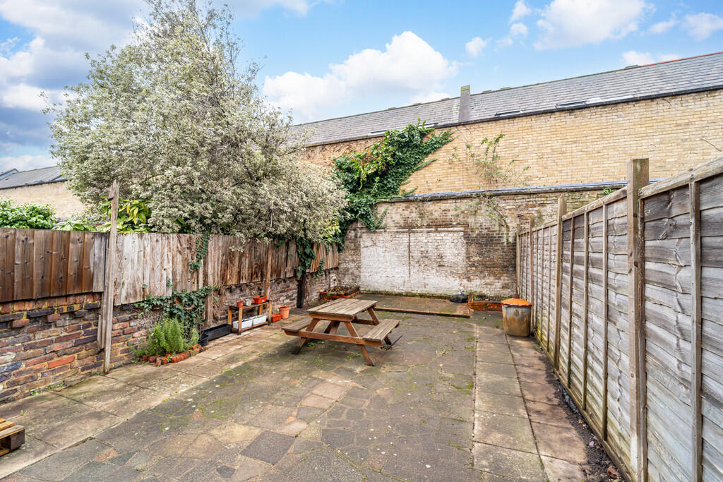 Property photo 11