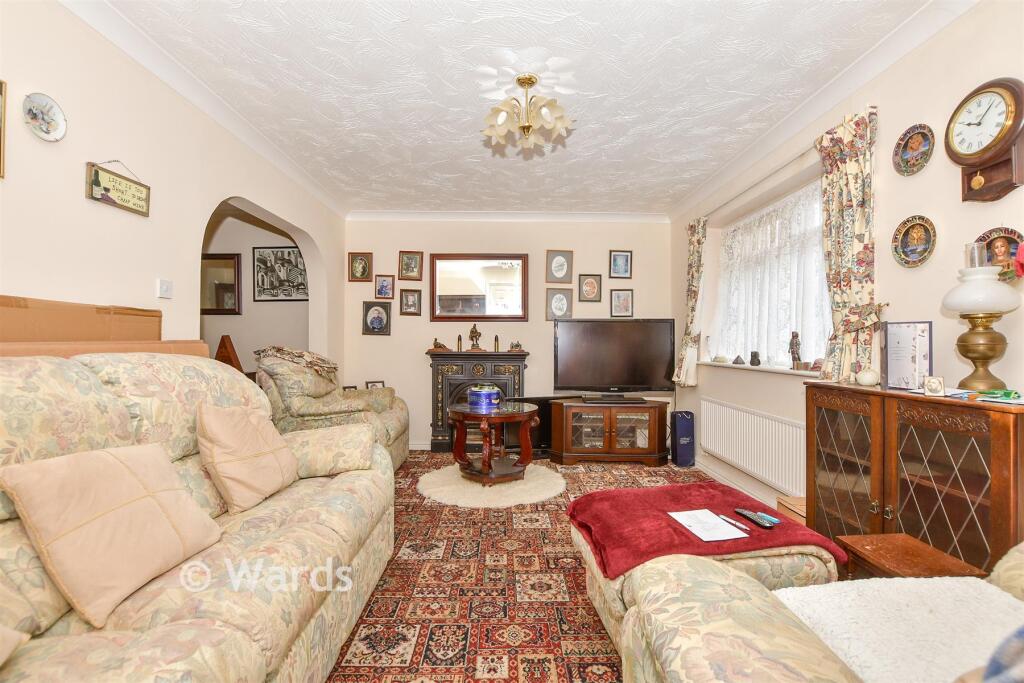 House in Tonbridge - View 3