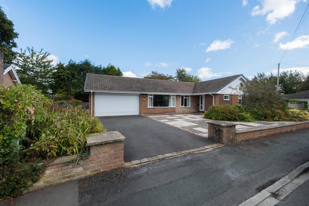 4-bed bungalow on Badgers Close, Christleton, £665,000