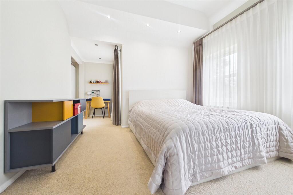 Oregon Avenue, Tilehurst, Reading, Berkshire, RG31 – další