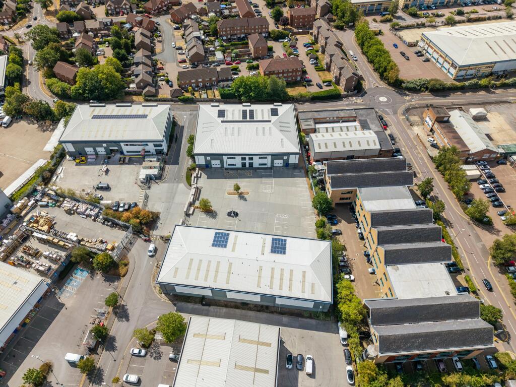 Units A to D Elstree Trade Park-119.jpg