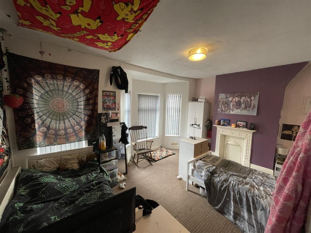 Main image of property: Shakespeare Avenue, Birkenhead