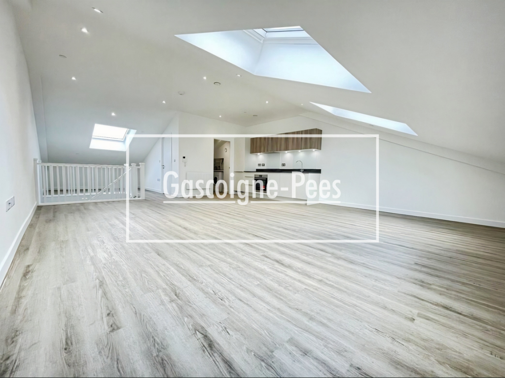 Apartment in Reading - View 4