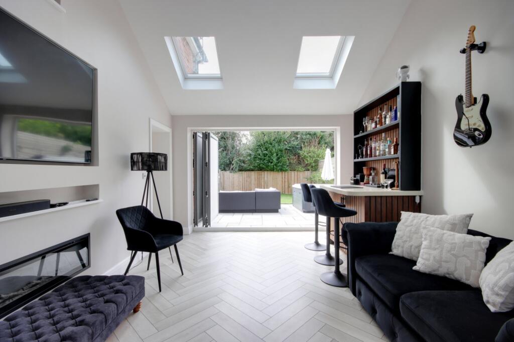 House in Sevenoaks, Childsbridge, Kemsing - View 4