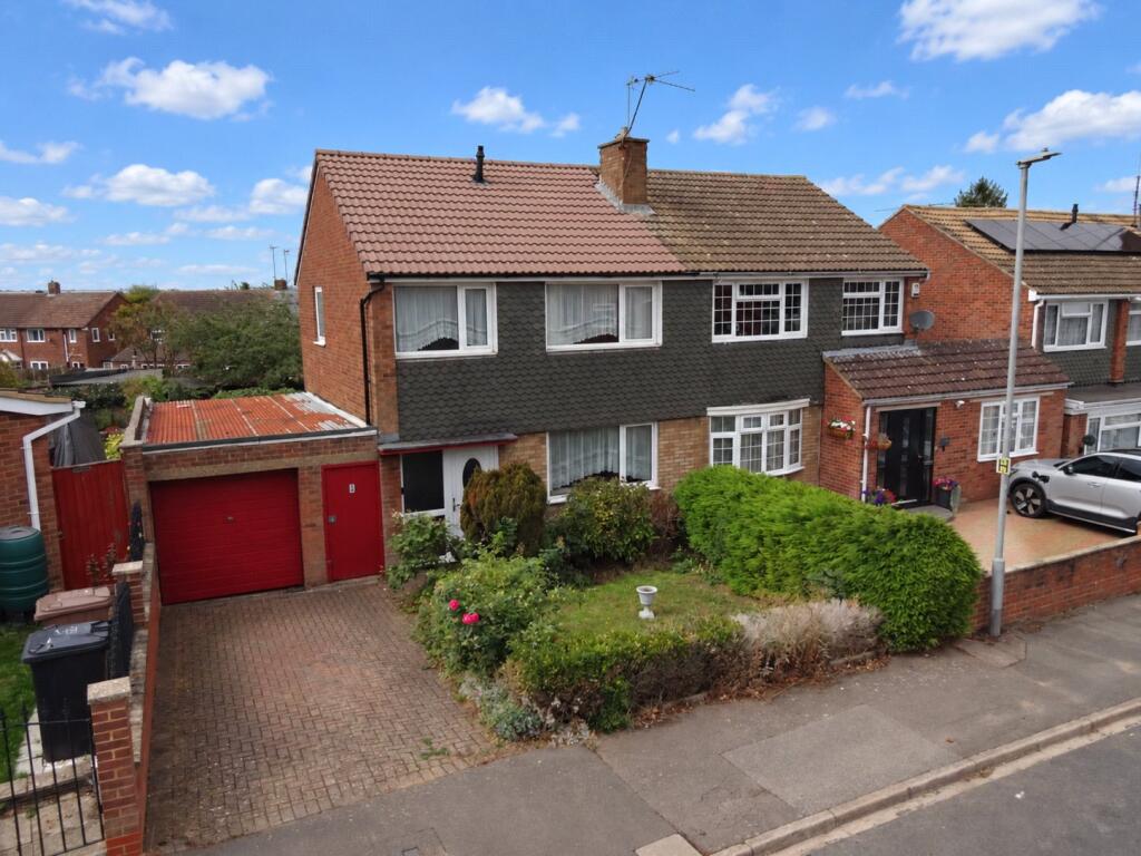 Main image of property: Arbroath Road, Luton, Bedfordshire, LU3