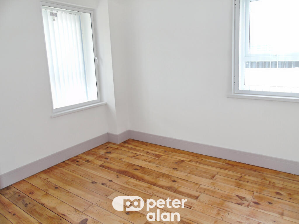 Apartment in Newport - View 5