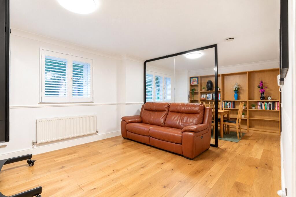 Main image of property: Globe View, 10 High Timber Street, EC4V