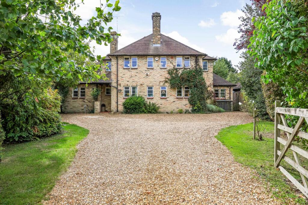 5-bed detached on Queen Edith's Way, Cambridge, £1,500,000