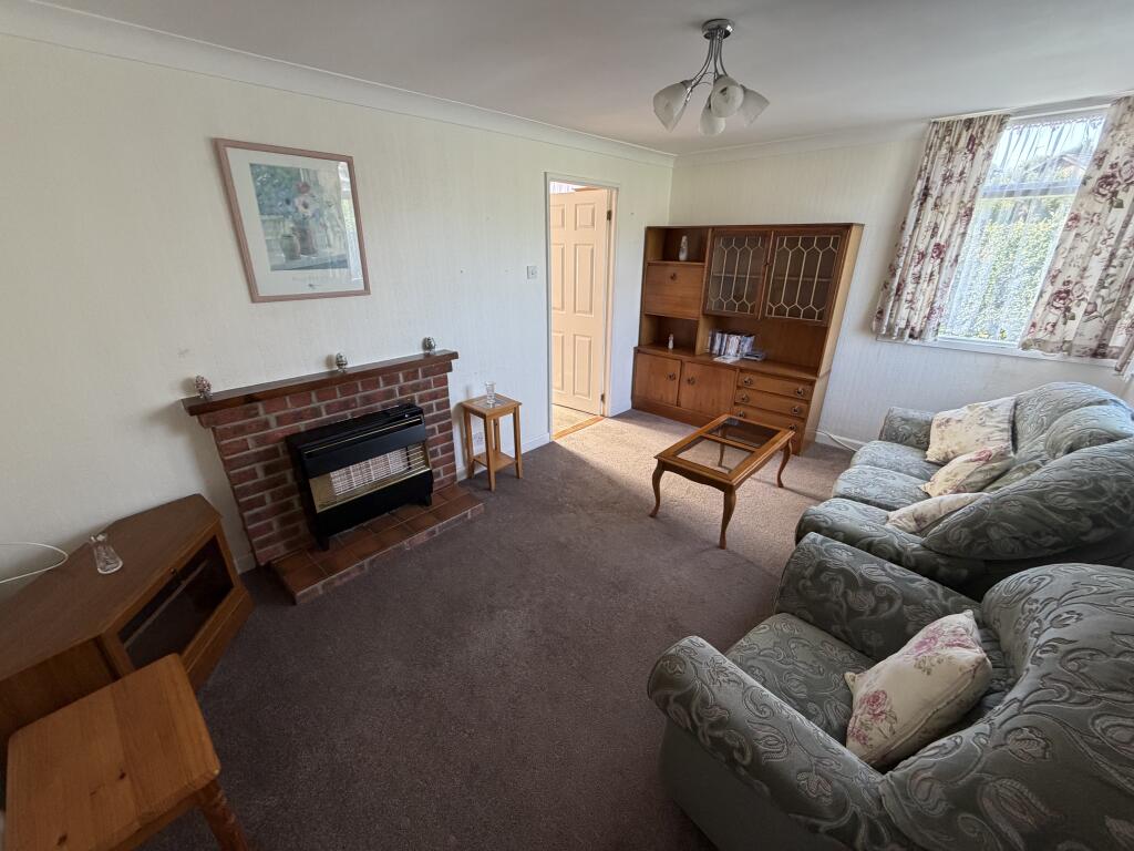 40 Kinross Crescent, Nottingham NG8 3FU photo 4
