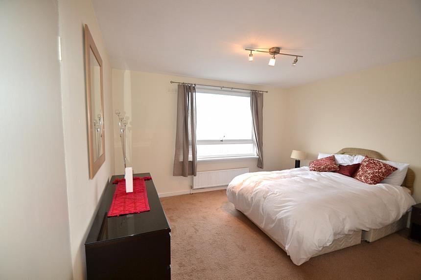 Apartment in London, City of Westminster - View 4