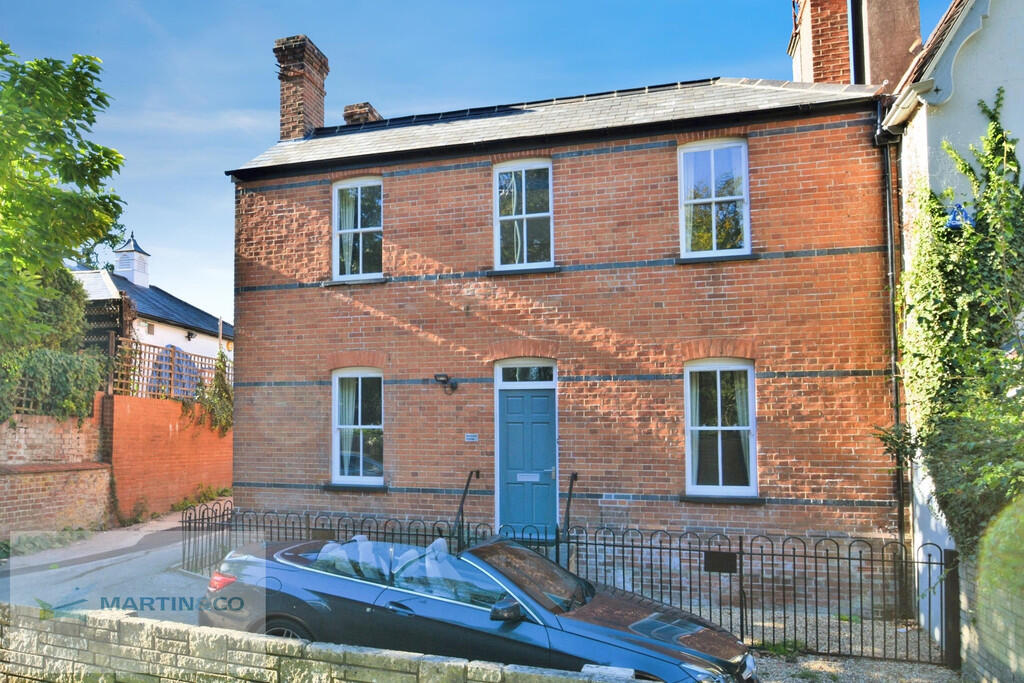 Main image of property: Sunningdale, Ascot