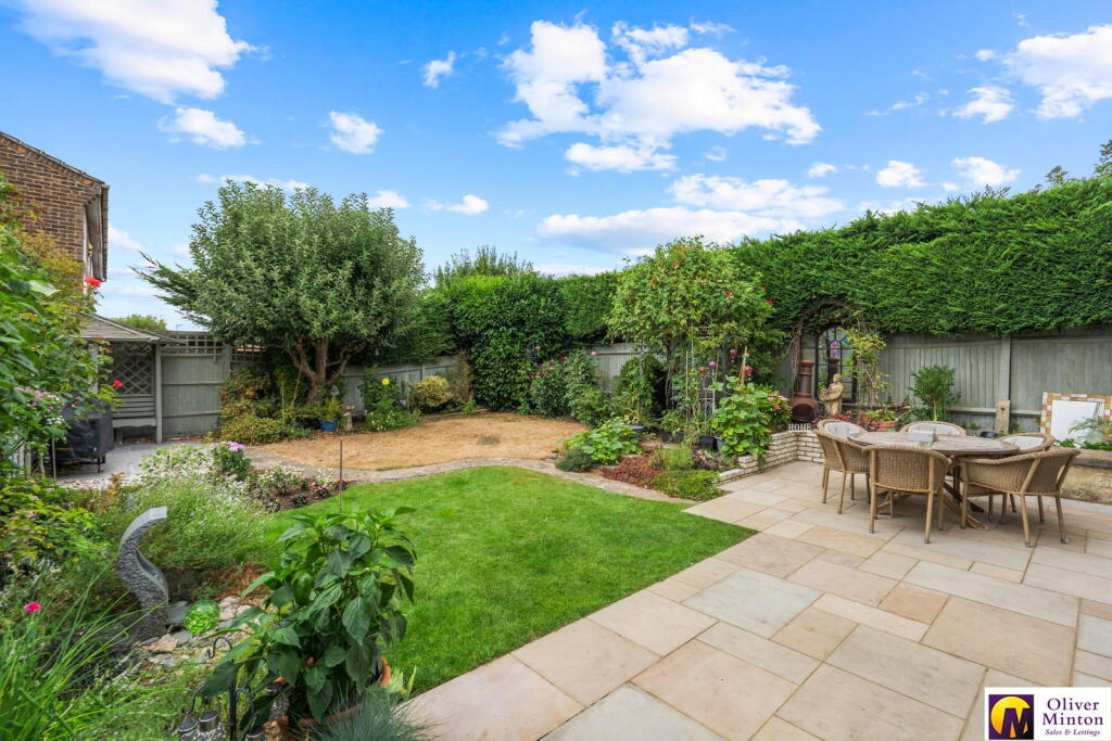House in East Hertfordshire, Standon - View 4
