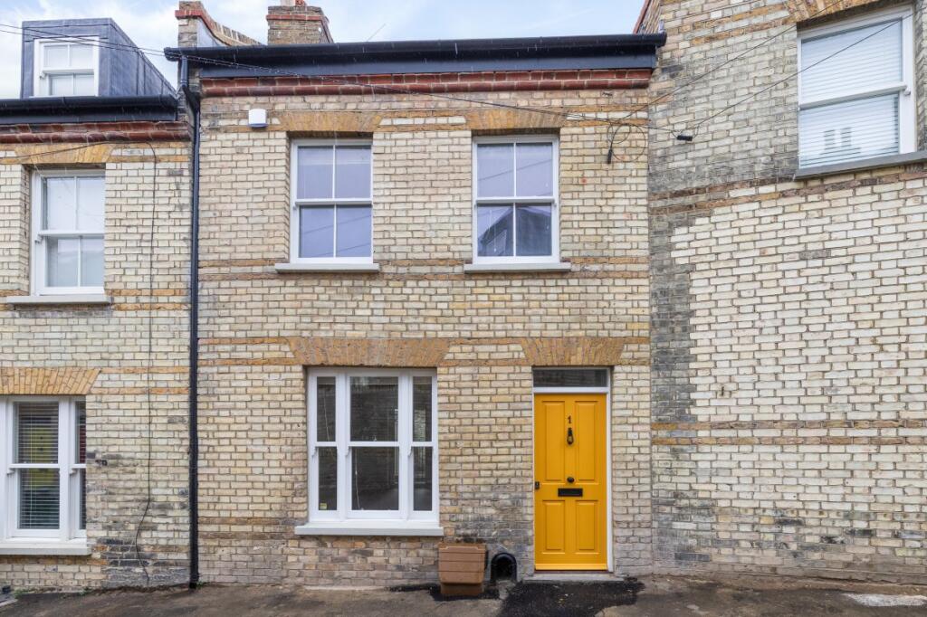 Main image of property: Rectory Gardens, Sw4