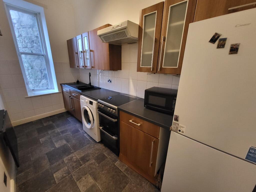 Apartment in Renfrewshire - View 3