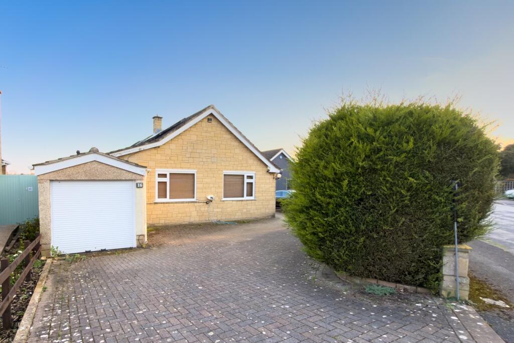 Main image of property: Greenhill Gardens, Alveston, South Gloucestershire, BS35