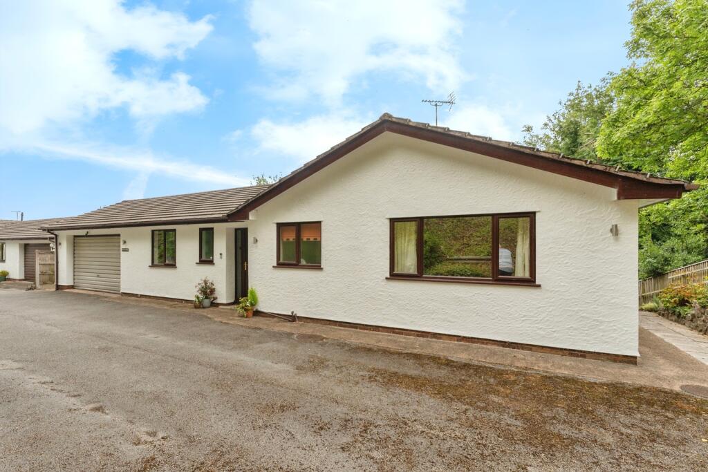 3-bed bungalow on St. Johns Park, Rhydymwyn, Mold, Flintshire, CH7, £390,000
