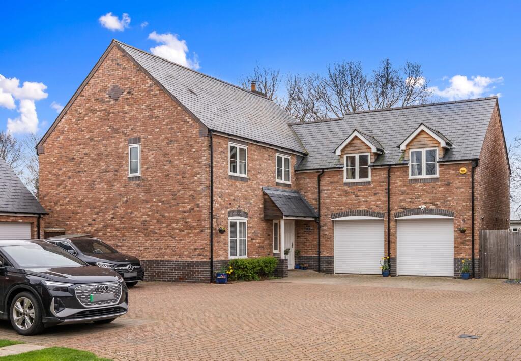 5-bed detached on 2, Church Close, Defford, WR8, £725,000