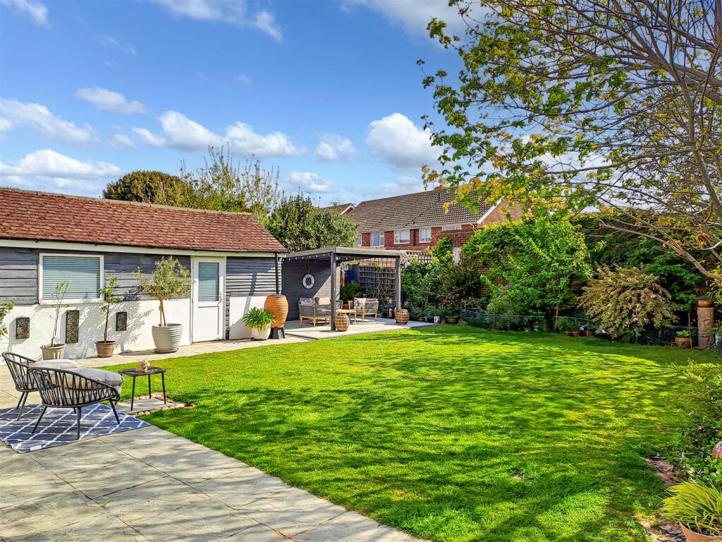 House in Arun, Rustington - View 2