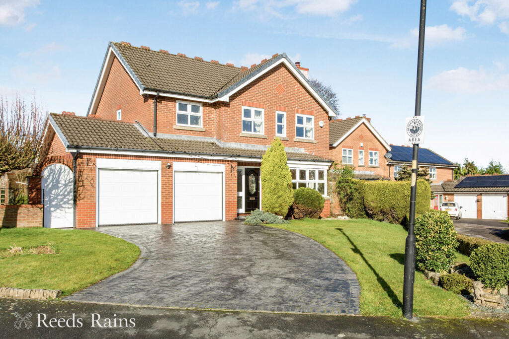 Main image of property: The Ridings, Whittle-le-Woods, Chorley, Lancashire, PR6