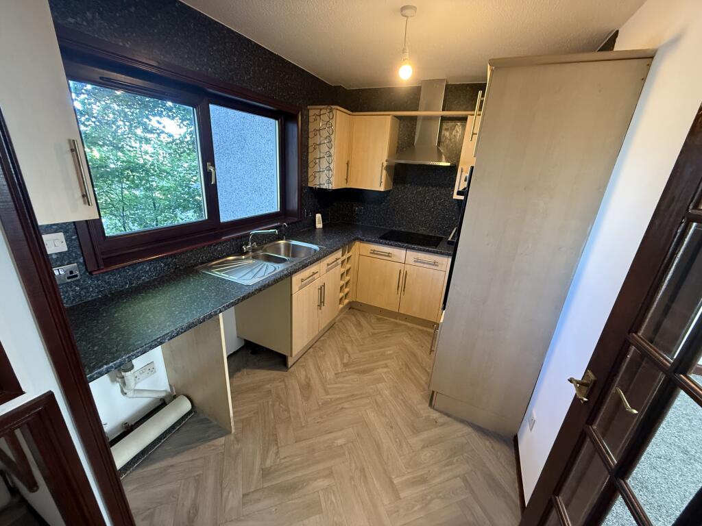 Apartment in Aberdeen - More