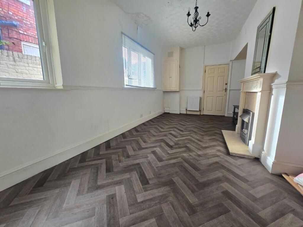 North Lodge Terrace, Darlington photo 3