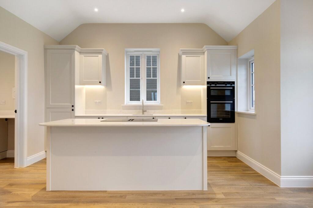 House in Colchester - View 3