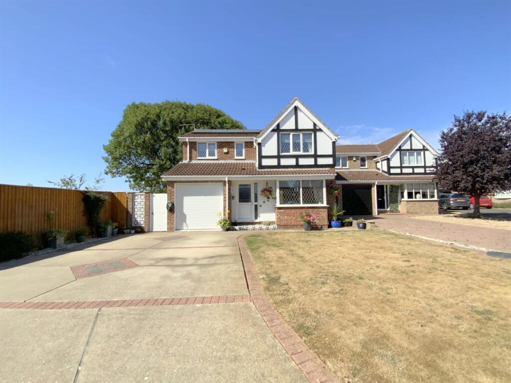 Main image of property: Millhouse Rise, Immingham