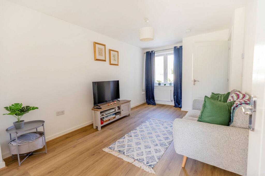 Sillars Green, Malmesbury, SN16 photo 4