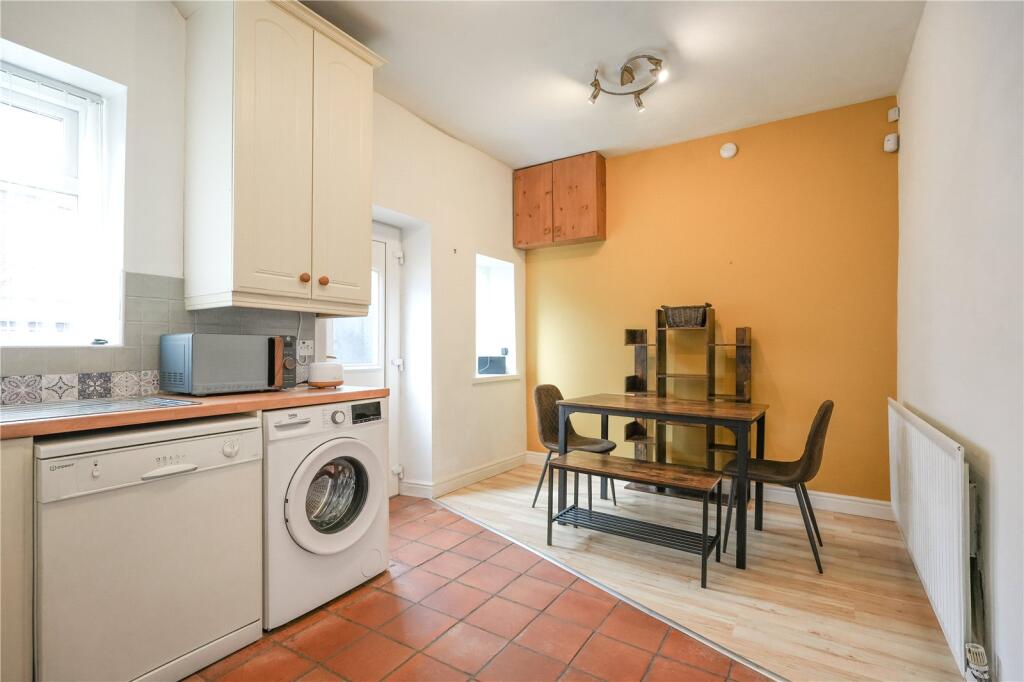House in Gateshead, North East - More