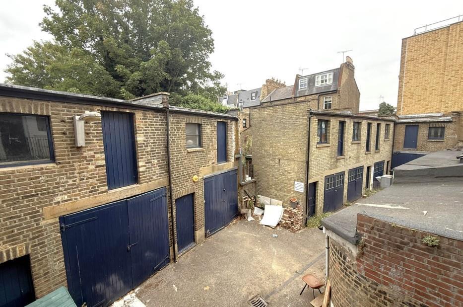 Main image of property: New Kings Road, Fulham, SW6