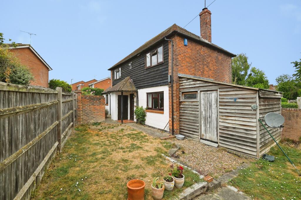 Main image of property: Waterside Mews, MAIDSTONE, Kent, ME18