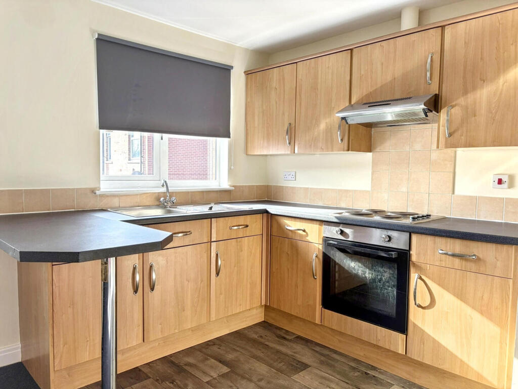 Apartment in Wakefield - View 3