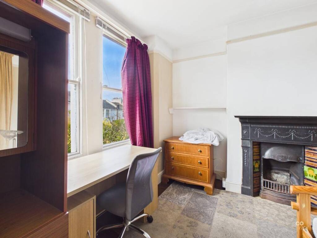 4 bedroom terraced house for rent