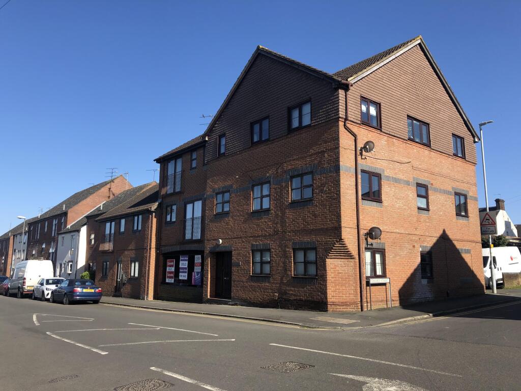 Main image of property: Bunkers Court, LU6