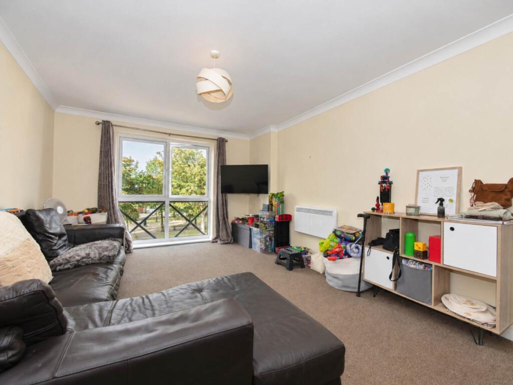 Apartment in Ipswich, Suffolk - View 4