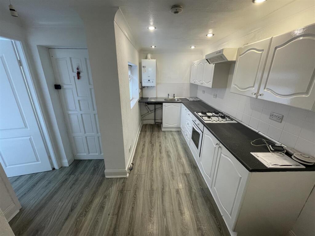 House in Durham - View 3