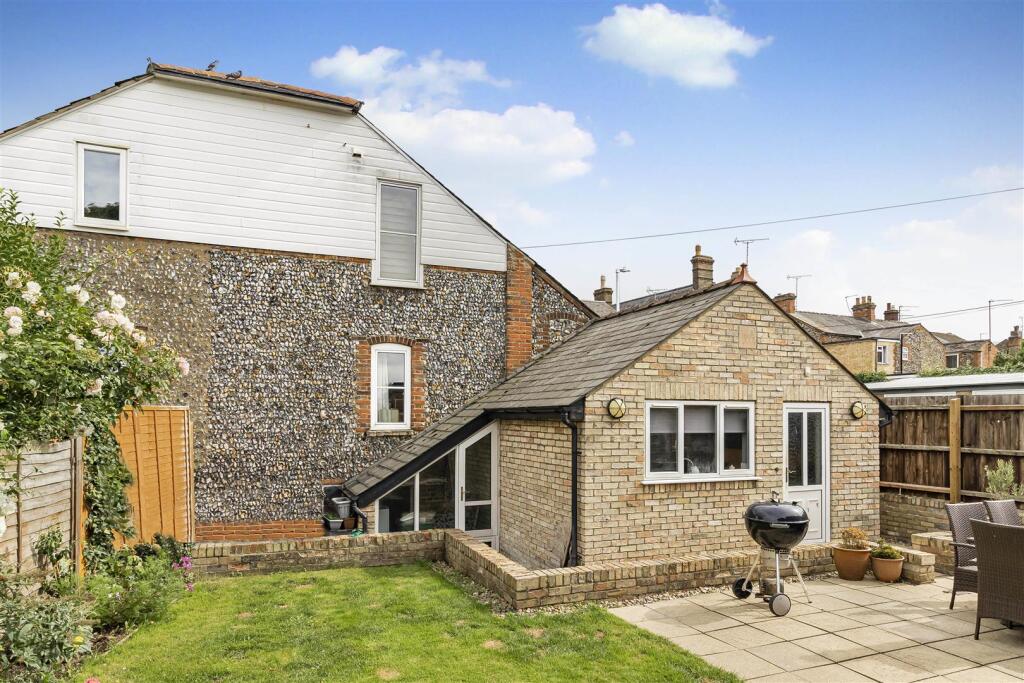 Main image of property: Queen Street, Newmarket