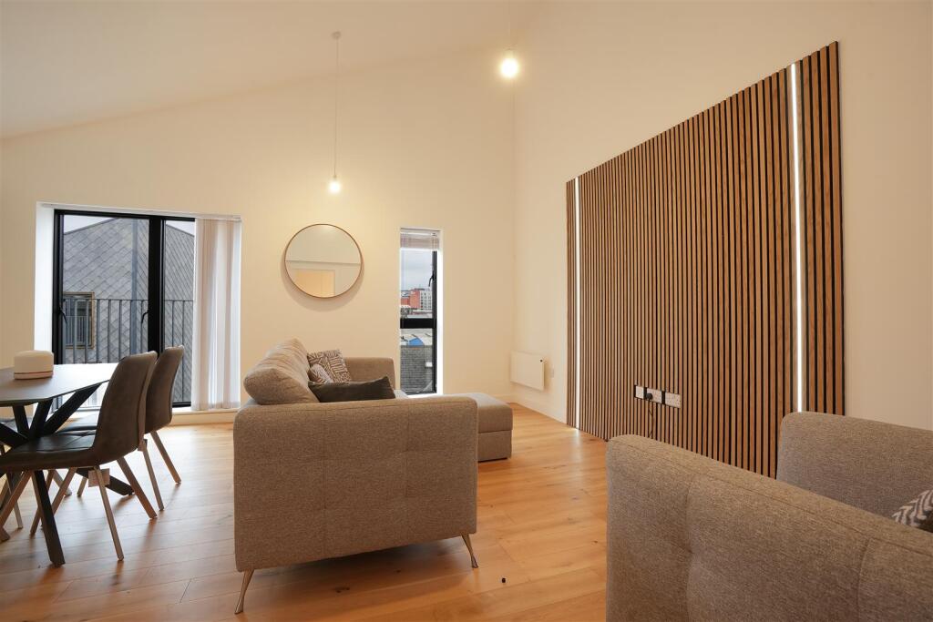 Apartment in Sheffield - More