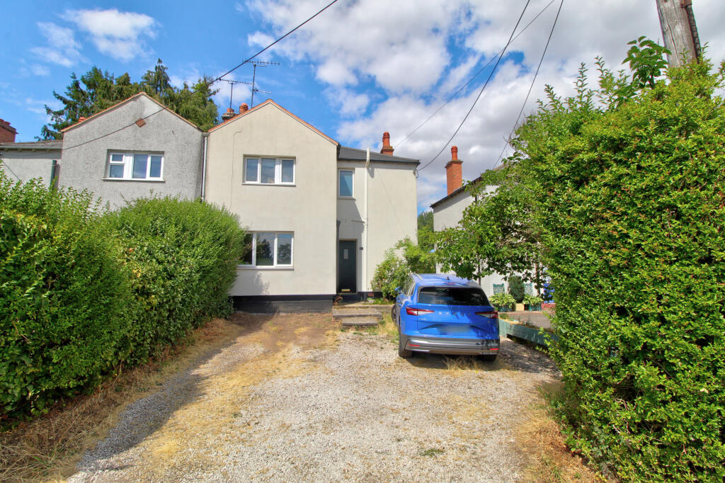 House in Dudley - View 2
