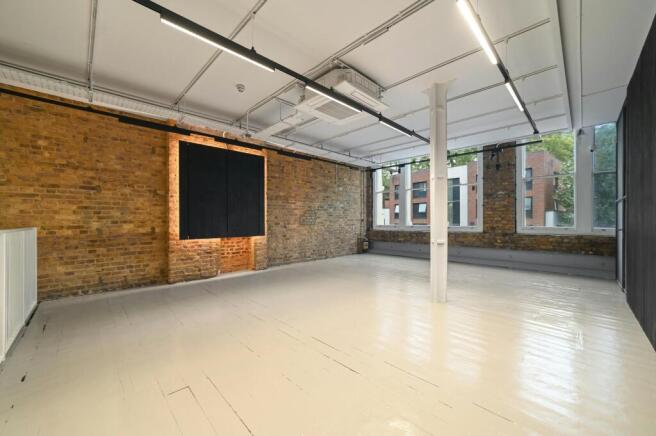 MD-BC-133ShoreditchHighStreet-14.JPG