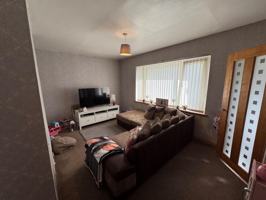 House in Kirklees, West Yorkshire - View 2