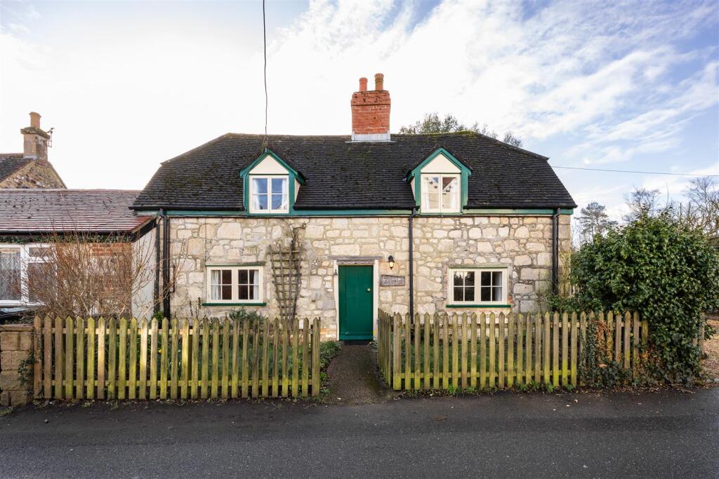 Main image of property: Church Place, Freshwater