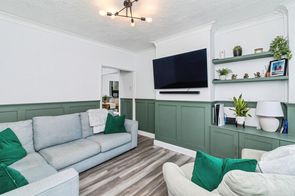 Main image of property: Roman Road, Lowestoft