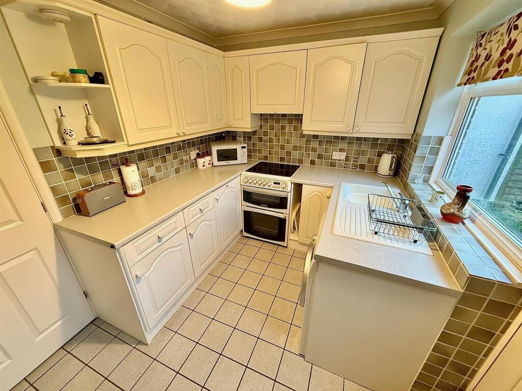 Ashwood Close, Caister-on-Sea photo 3