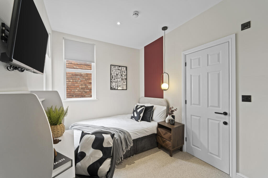 Main image of property: Room 2, Breedon Hill Road, Derby, Derby City