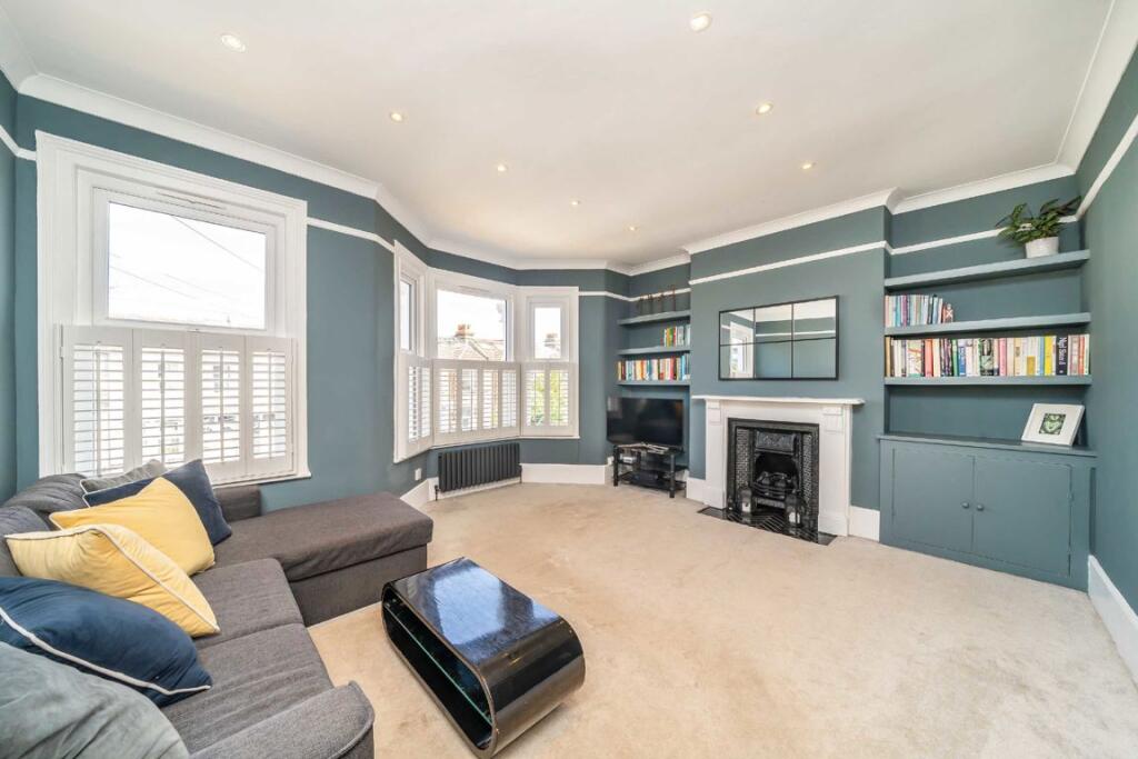 Apartment in London - View 4