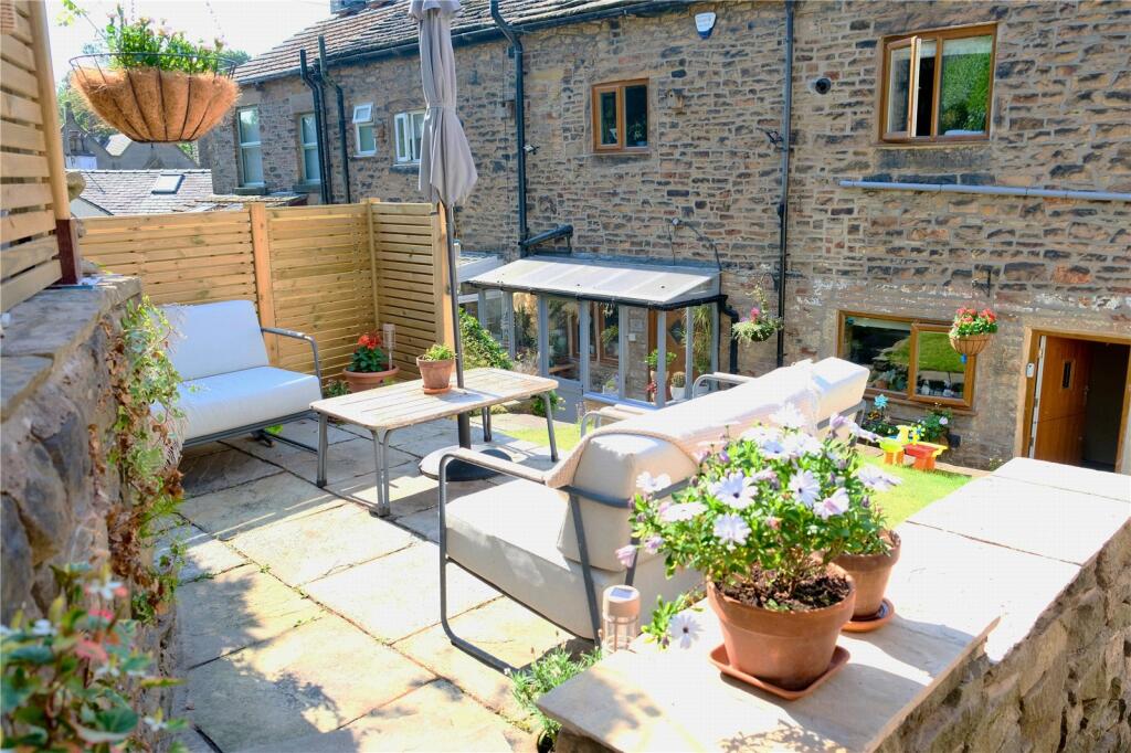 House in Stockport - View 4