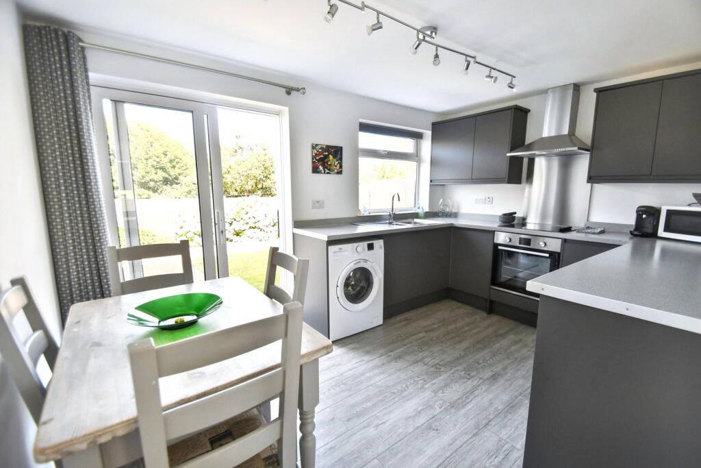 House in Truro - View 3